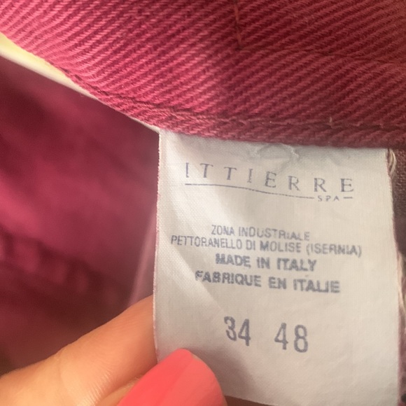 NWT Versace Jeans in Raspberry/Burgundy, Sz 34/48 (M) - Picture 12 of 12